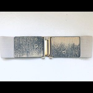 Vince Camuto Snake Leather/ Fabric Belt Sz. XS/S